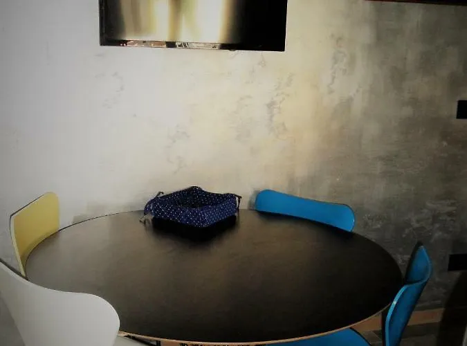 Rubino 东塞斯特里